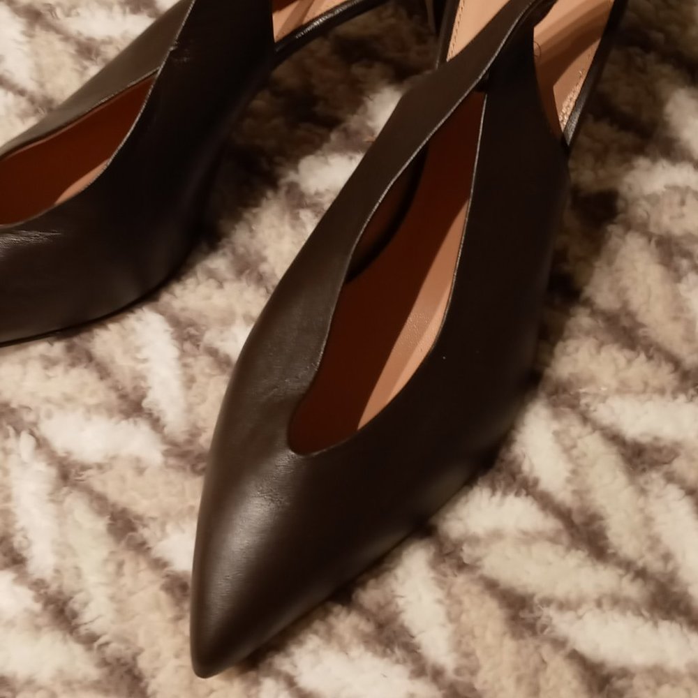 SIZE 9, BROWN STILETTOS.